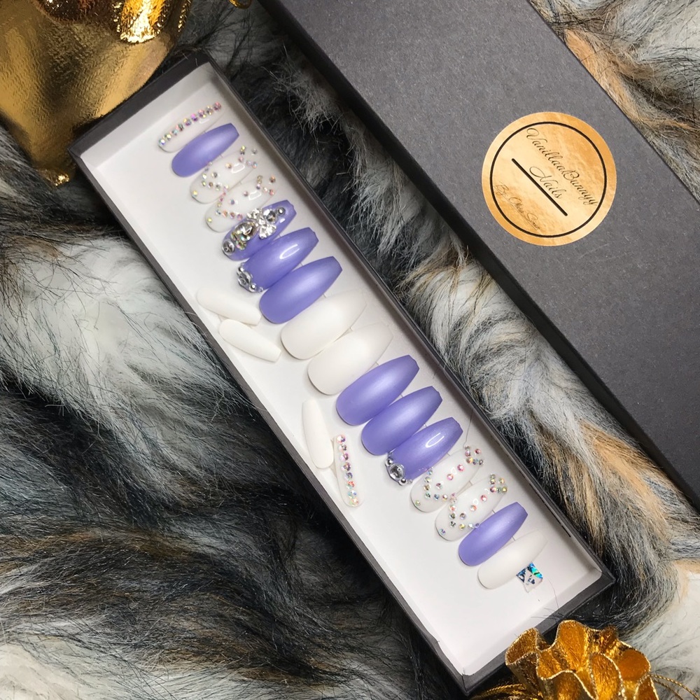 Press On Nails 🚺💎🛍